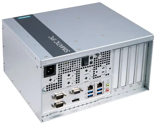 SIMATIC IPC527G nhìn nghiêng từ phía sau, thấy ổ cắm nguồn AC, bốn USB, hai LAN, VGA, DisplayPort, hai COM và bốn khe cắm card